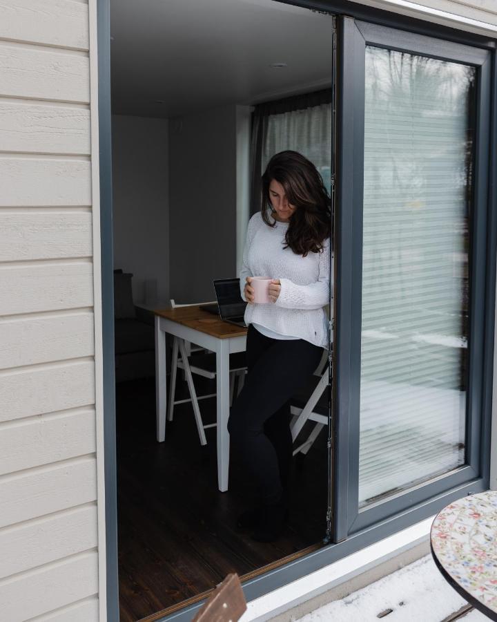 Tinylodge Am Ellertshaeuser See Stadtlauringen Екстериор снимка
